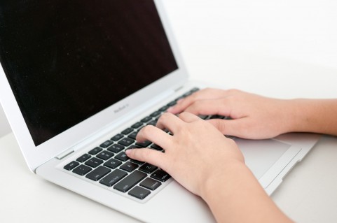 Macの表示時間がおかしくなってしまったときに確認すること